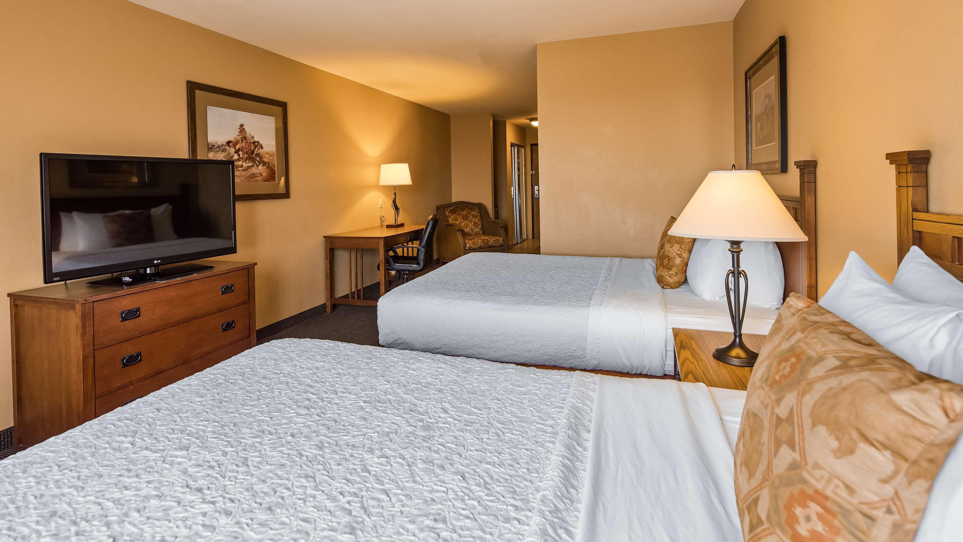 Best Western Plus Country Inn & Suites Dodge City Exterior photo